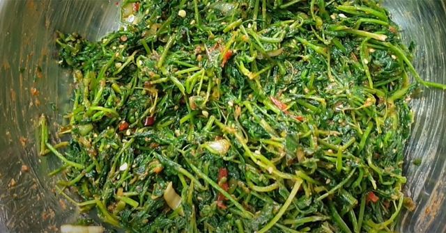 별꽃나물 무침 / '고향누나 자연식단' 유튜브 영상 캡처