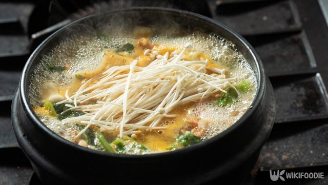 된장찌개 자료사진. / mnimage-shutterstock.com