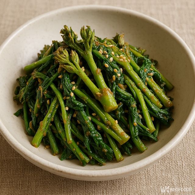 두릅 나물 무침 자료사진. / 위키푸디