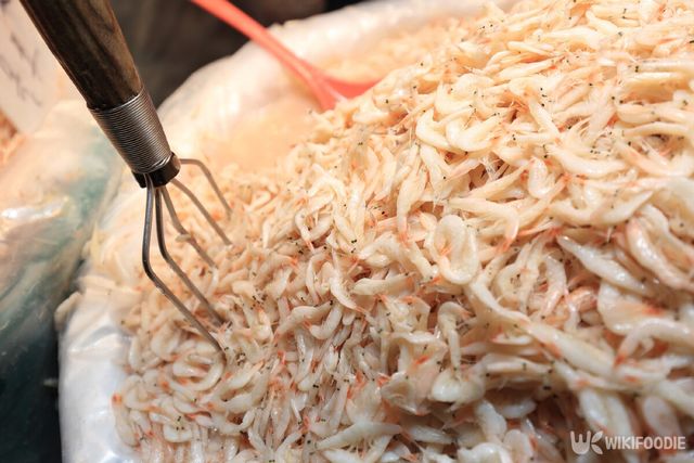 지난 6월 한국 전통 어시장에서 판매된 새우젓의 모습. / Stock for you-shutterstock.com