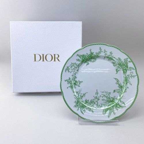 디올의 은방울꽃 접시 / 디올