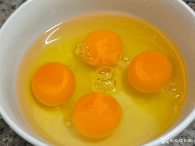 날달걀. / twt24-shutterstock.com