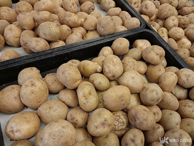 감자. / wiradana9-shutterstock.com