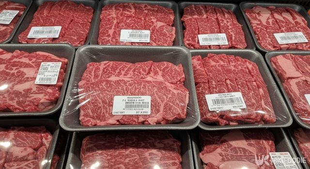 질 좋은 한우들이 정육 코너에 진열돼 있다. / 위키푸디