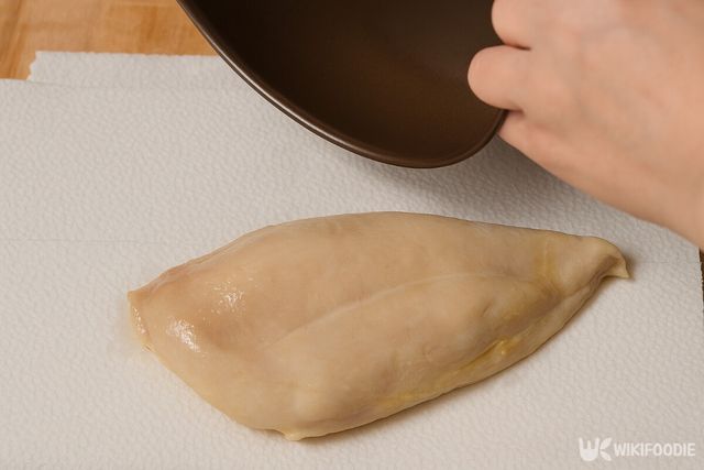 닭가슴살양배추쌈 자료사진. / 위키푸디