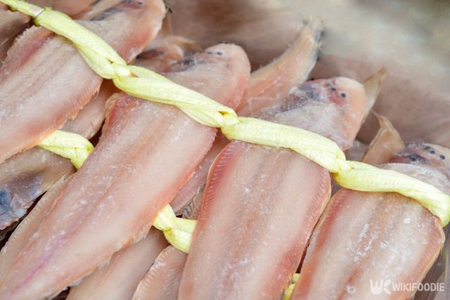 건조하고 있는 서대. / green scent-shutterstock.com