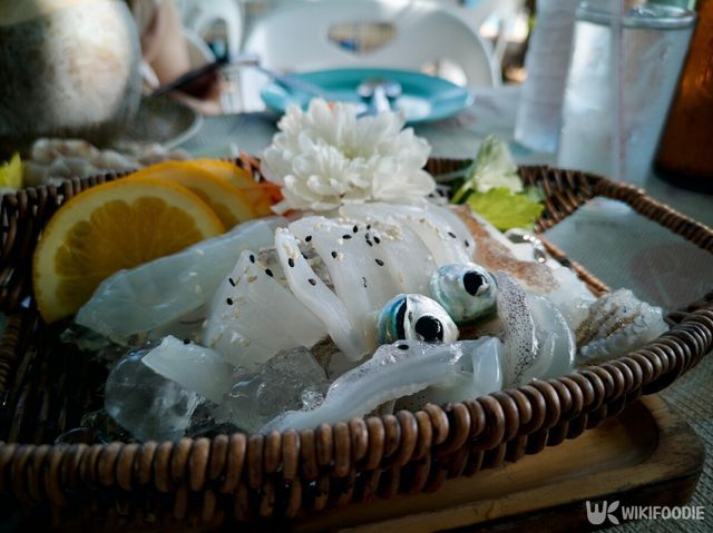 오징어회. / Tum18-shutterstock.com