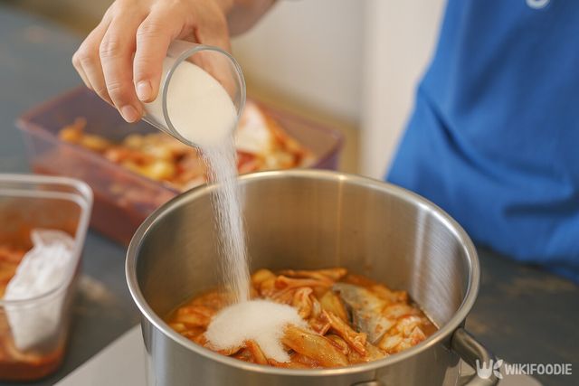 김치찜 만드는 법. / 위키푸디