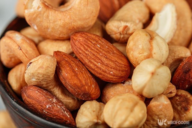 견과류 자료사진. / Chatham172-shutterstock.com
