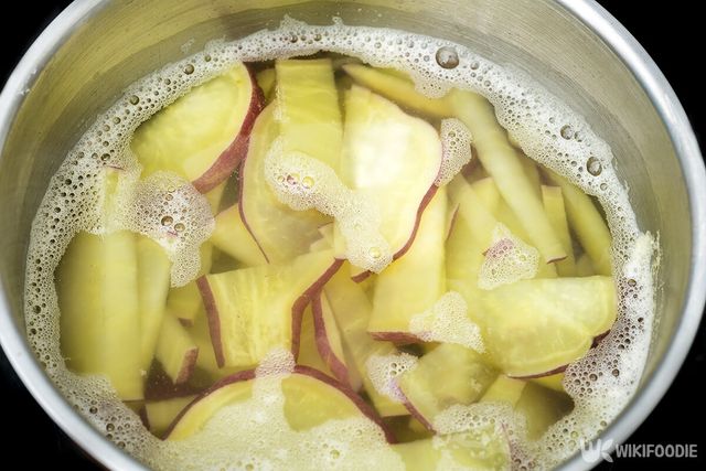 삶은 고구마 자료사진. / Quality Master-shutterstock.com