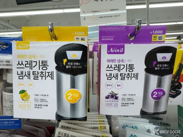 다이소 쓰레기통 냄새 탈취제 제품 사진. / 위키푸디