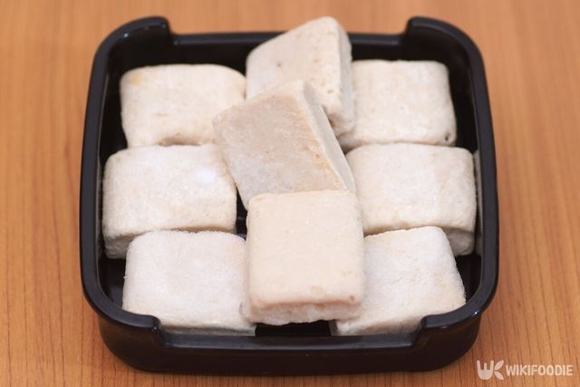 냉동 두부 자료사진. / Armando Loho-shutterstock.com