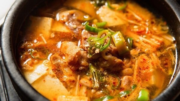된장찌개 사진. /&nbsp;mnimage-shutterstock.com