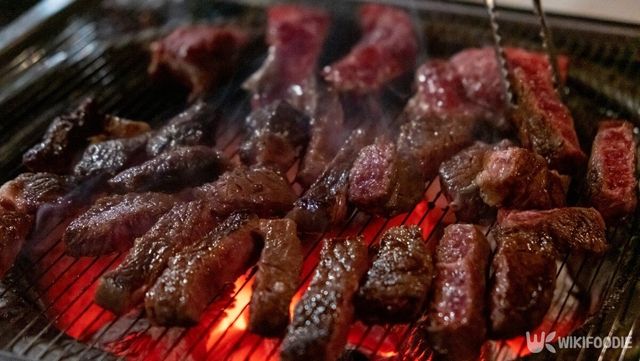 한우는 여름철에 먹기 좋은 보양식이다. / photohwan-shutterstock.com