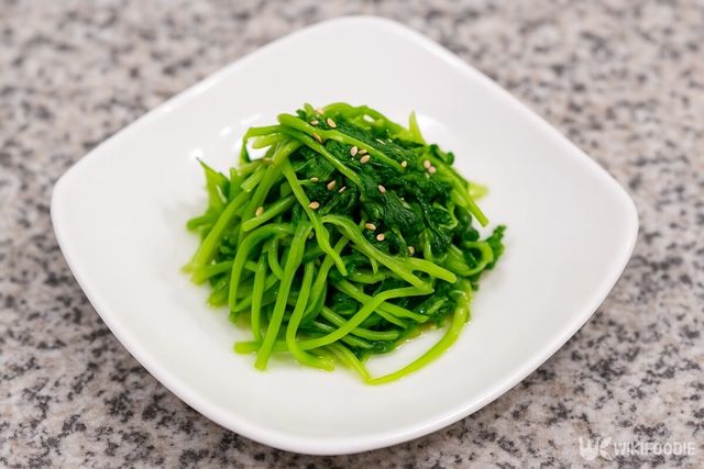 메밀순무침 자료사진. 해당 이미지는 기사 이해를 돕기 위해 AI로 재연하였습니다. / 위키푸디