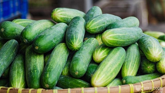여름철에는 오이를 자주 먹게 된다. / Aditya Muntohar-shutterstock.com