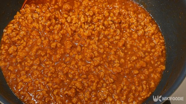 돼지고기 양념 소스 자료 사진. / 위키푸디