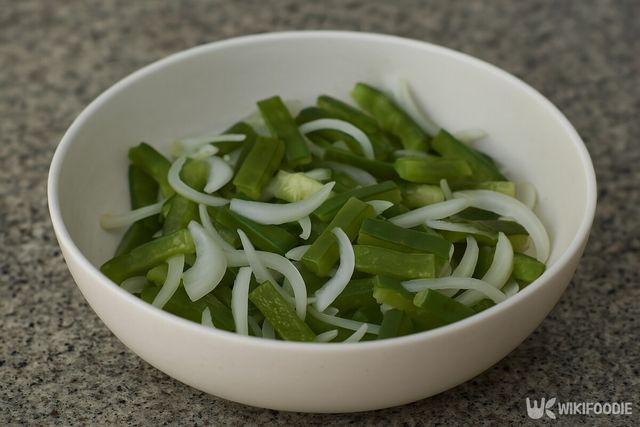 백년초 샐러드. 해당 이미지는 기사 이해를 돕기 위해 AI로 재연하였습니다. / 위키푸디