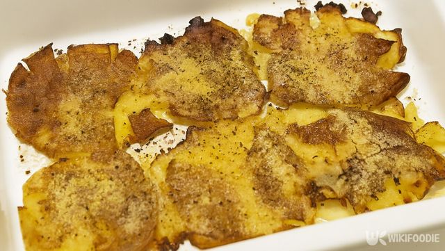 감자 누룽지 자료 사진. / 위키푸디