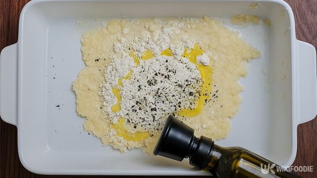 감자 반죽 섞는 자료 사진. / 위키푸디