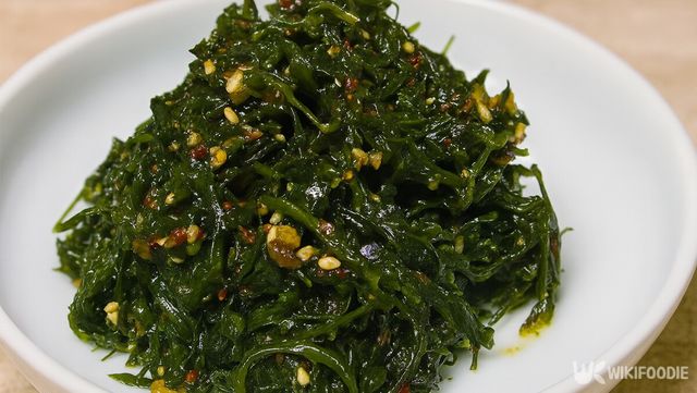 모자반 무침 자료 사진. / 위키푸디