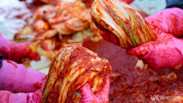 무더위 속 배추값이 연일 오르고 있다. / bigshot01-shutterstock.com