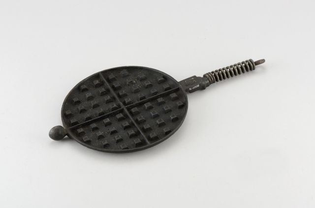 철제 제과기로 소장된 모습. / 국립고궁박물관