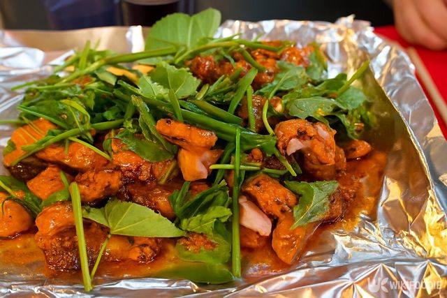 안경할머니곱창. 해당 이미지는 기사 이해를 돕기 위해 AI로 재연하였습니다. / 위키푸디