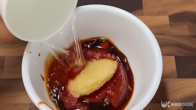 소스 만드는 자료 사진. / 위키푸디