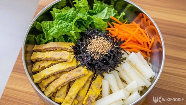 육전국수 사진. / 위키푸디