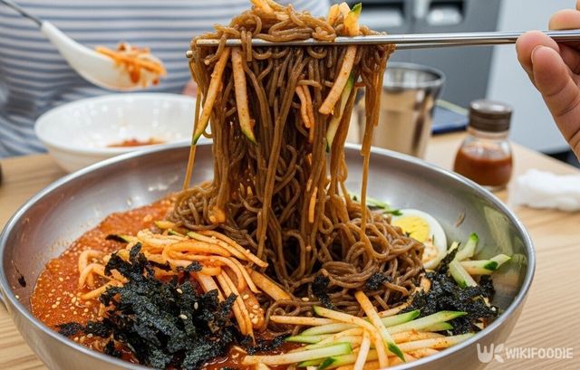 막국수 사진. / 위키푸디