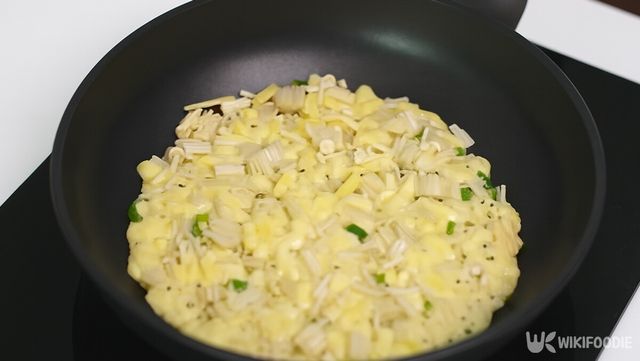 펭이버섯전 굽는 자료 사진. / 위키푸디