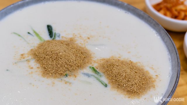 콩국수 자료 사진. / 위키푸디
