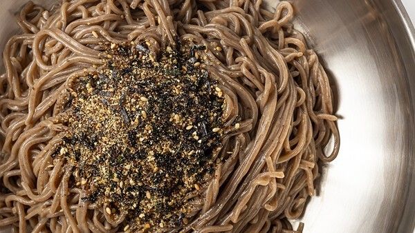 들기름 막국수 자료 사진. / SUNG MIN-shutterstock.com