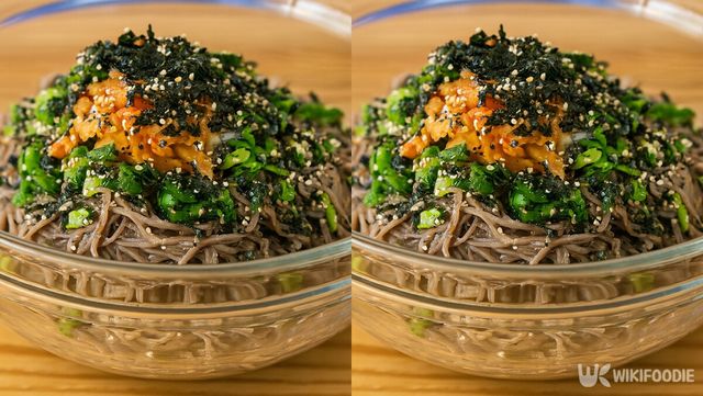 들기름 막국수 자료 사진. / 위키푸디