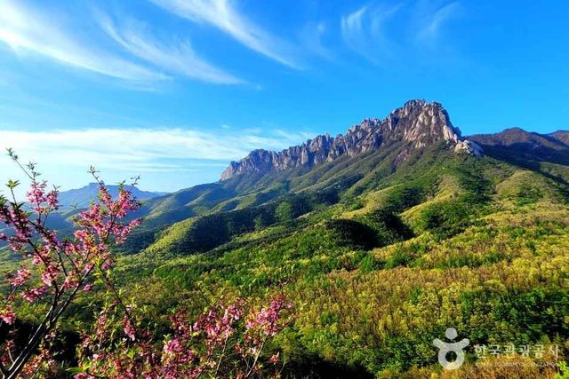설악산 울산바위 / 한국관광공사