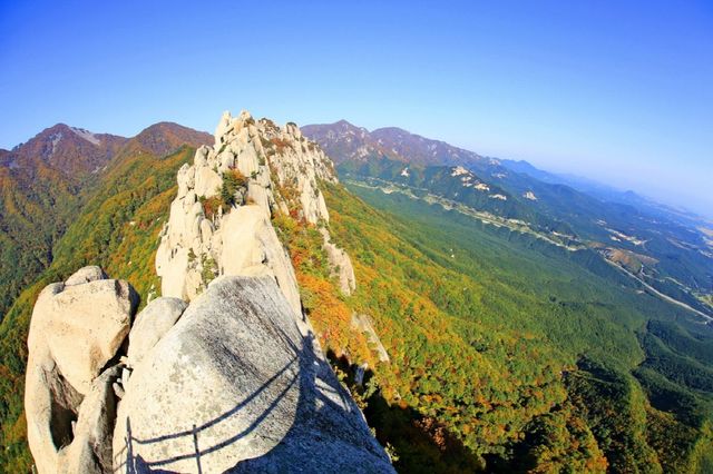 설악산 울산바위 / 고성군