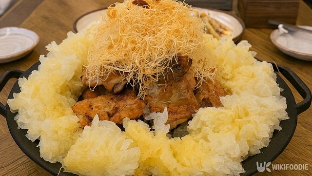 삼계탕 자료 사진. / 위키푸디