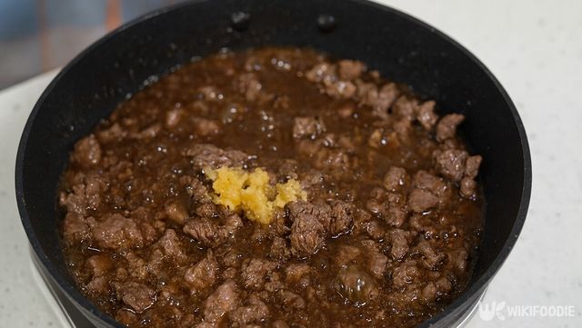 소고기 장똑똑이를 만드는 자료 사진. / 위키푸디