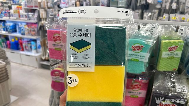 다이소 양면 파워 수세미 3개입 사진. / 위키푸디