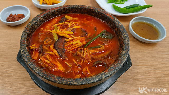 육개장 자료 사진. / 위키푸디