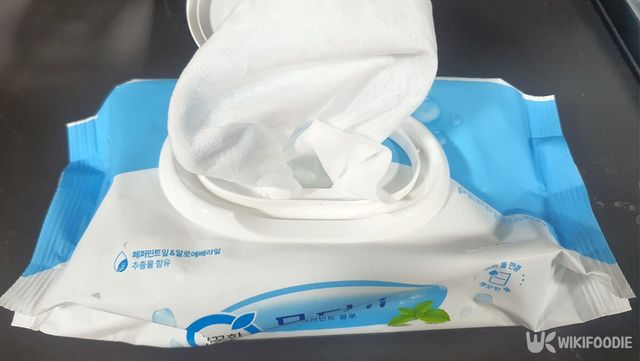 물티슈 사진. / 위키푸디