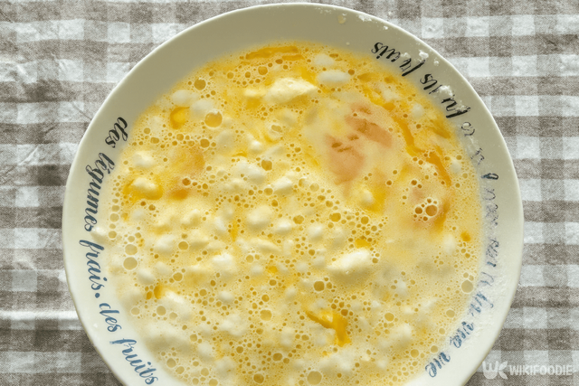 반죽 만드는 자료 사진. / 위키푸디