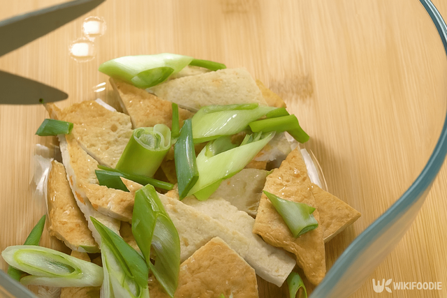 우동볶이 만드는 자료 사진. / 위키푸디