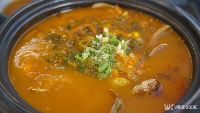 바지락 해장국 자료 사진. / 위키푸디