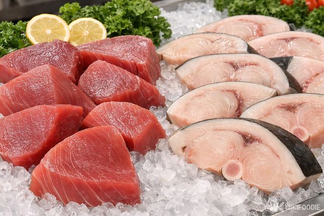 대형 어종으로 분류되는 참치와 황새치다. / 위키푸디