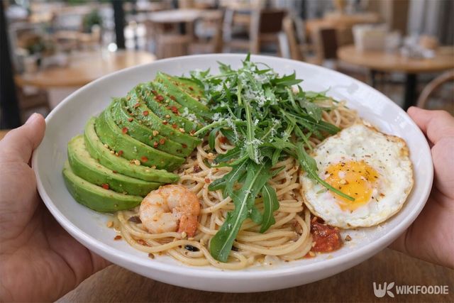아보카도가 담긴 파스타의 모습이다. / 위키푸디