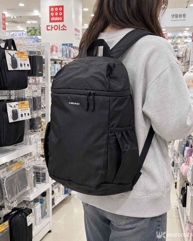 다이소 HEAD 러닝 가방. / 사진=위키푸디