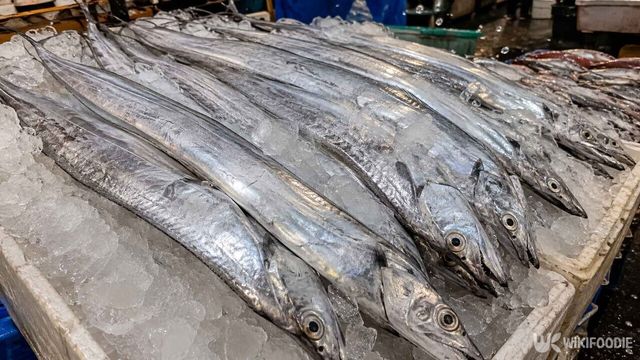 마트에 진열된 갈치 (AI생성) / 사진=위키푸디
