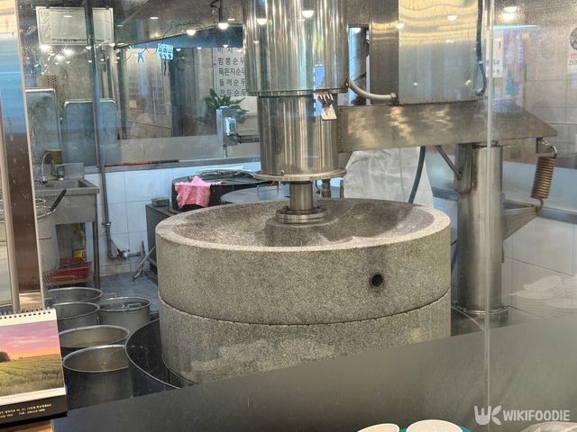 맷돌로만 서울시청점.